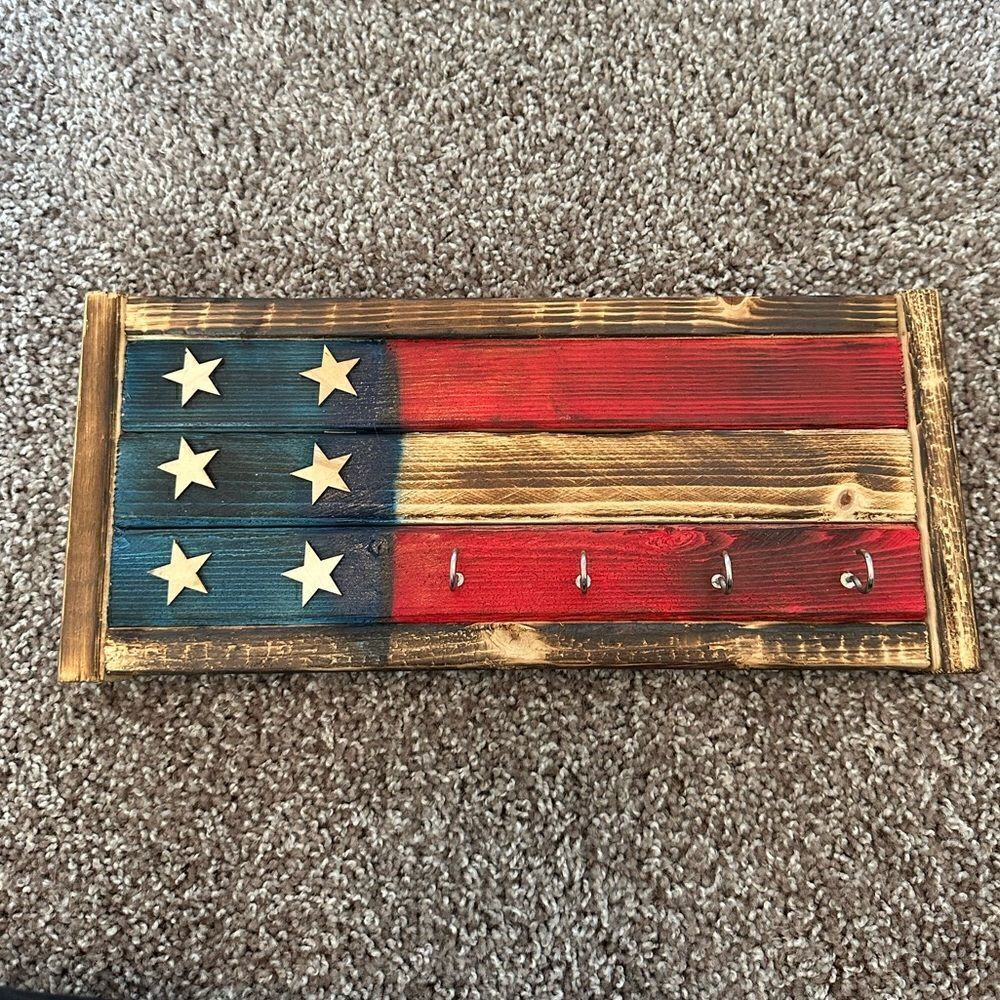 Handmade Rustic American flag Wood Key Holder